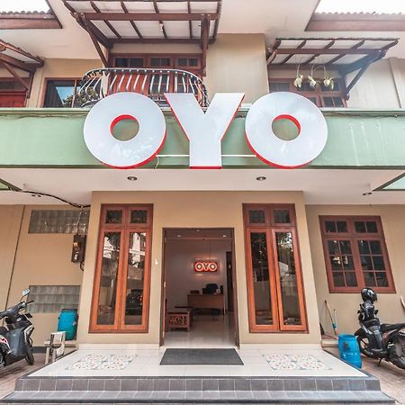 Oyo 1990 Kost Kuningan Executive Boading House Setiabudi Yakarta Exterior foto