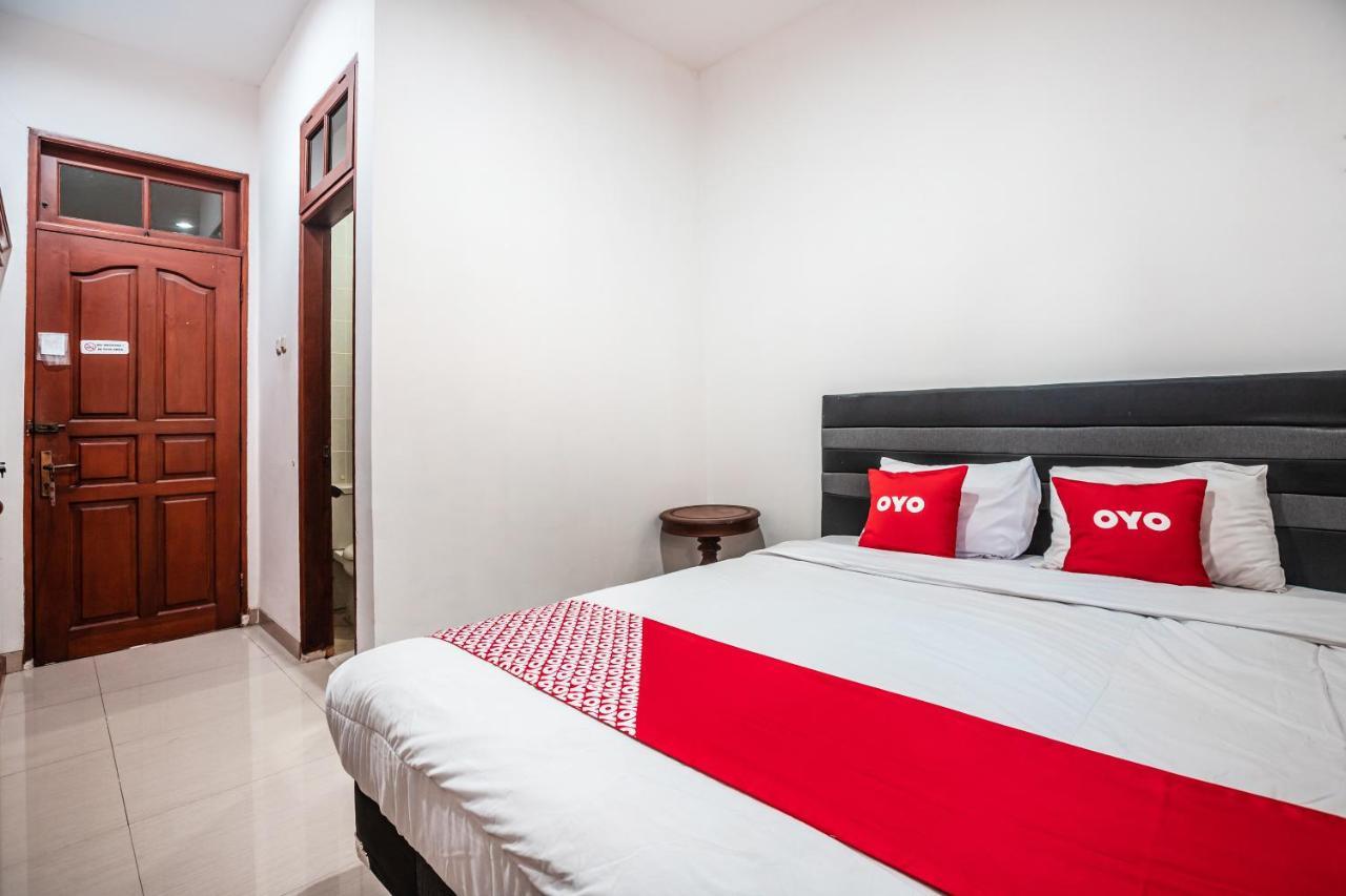 Oyo 1990 Kost Kuningan Executive Boading House Setiabudi Yakarta Exterior foto