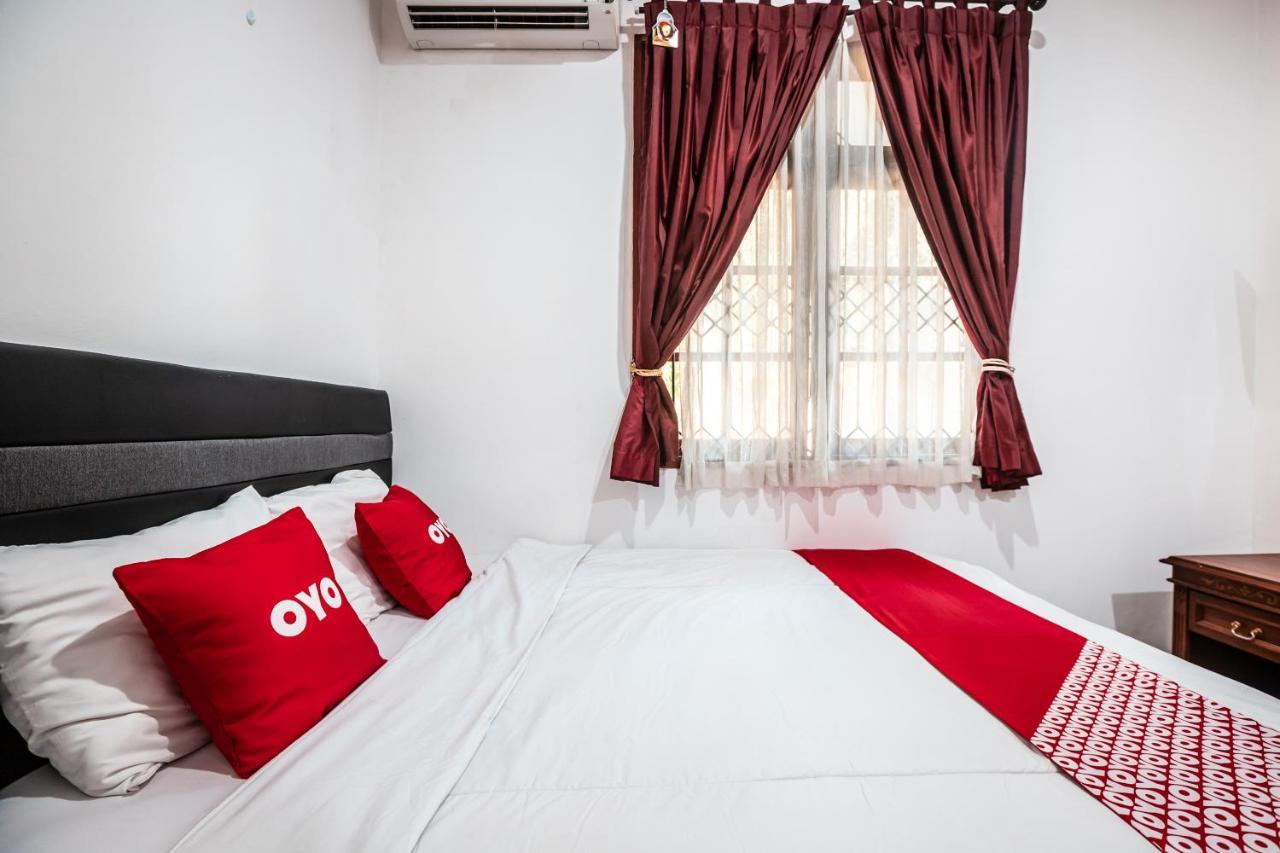 Oyo 1990 Kost Kuningan Executive Boading House Setiabudi Yakarta Exterior foto