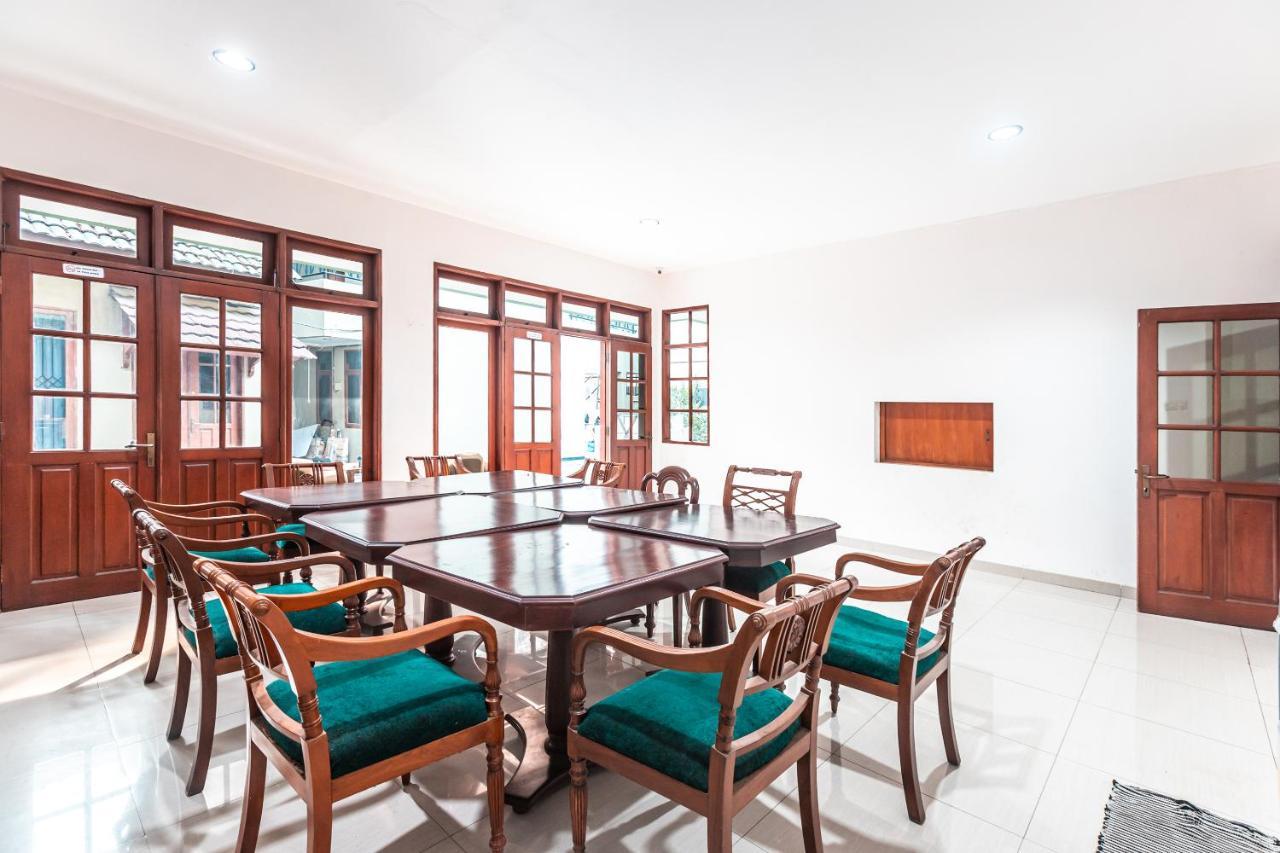 Oyo 1990 Kost Kuningan Executive Boading House Setiabudi Yakarta Exterior foto