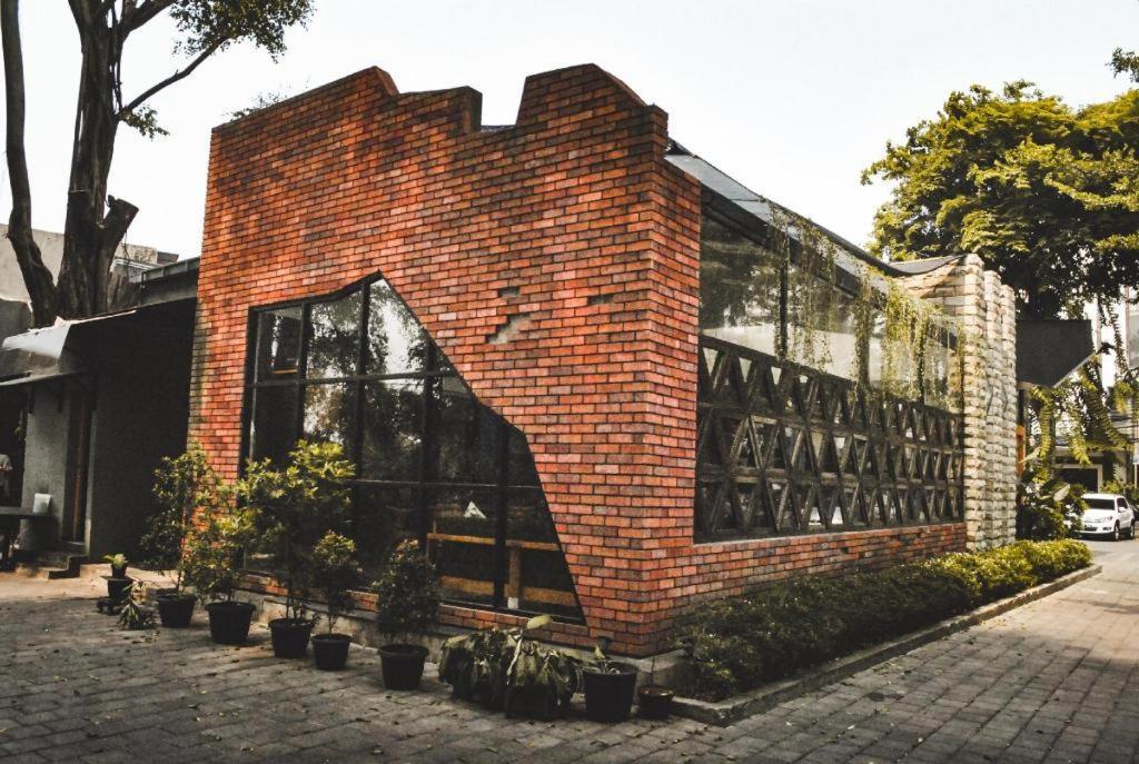 Oyo 1990 Kost Kuningan Executive Boading House Setiabudi Yakarta Exterior foto